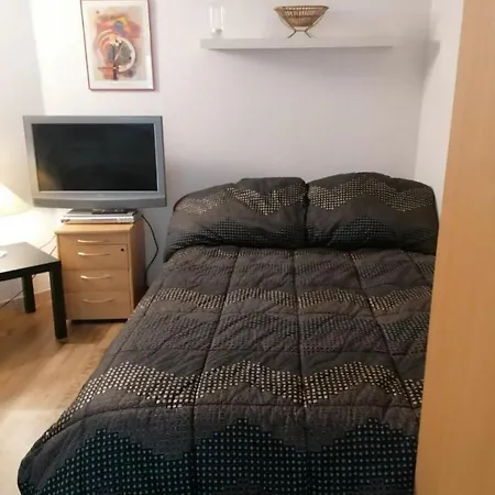 Gemütliches Studio In *